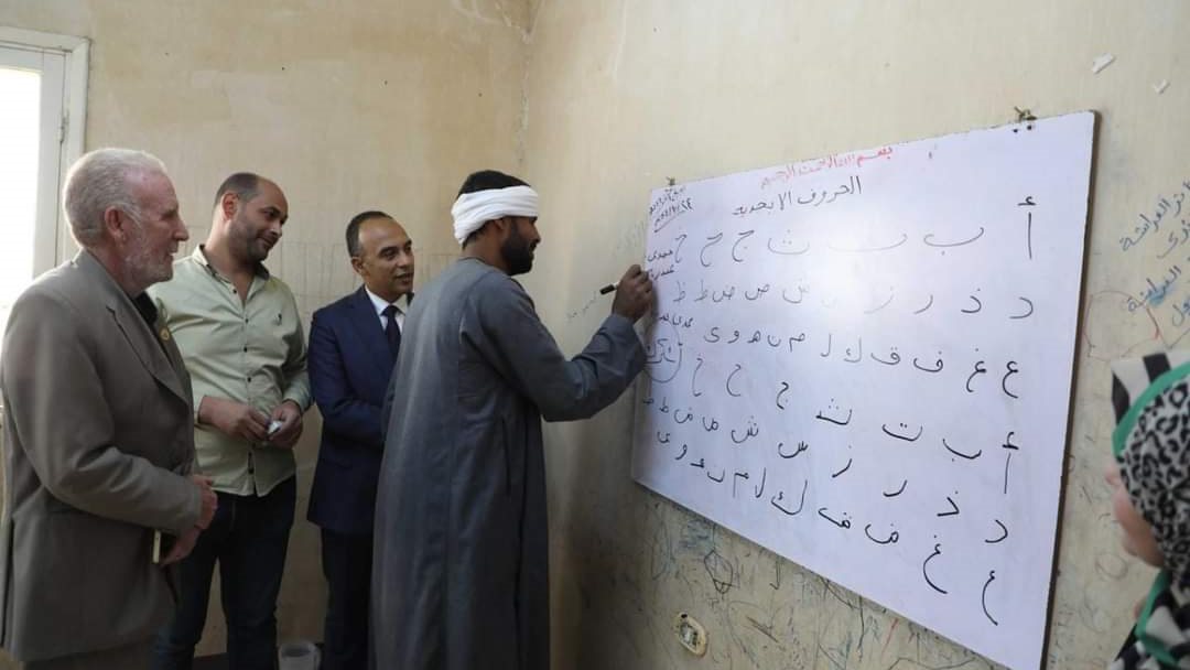 تراجع نسب الأمية والغياب.. مؤشرات جديدة تكشف تطور التعليم قبل الجامعي