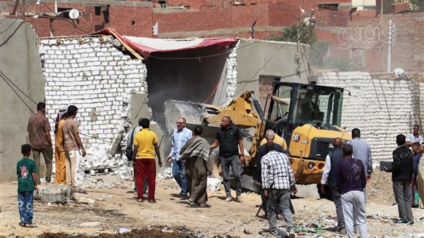 سكرتير عام مساعد قنا يشارك في اجتماع وزيرة التنمية المحلية لمتابعة ملف التصالح بمخالفات البناء