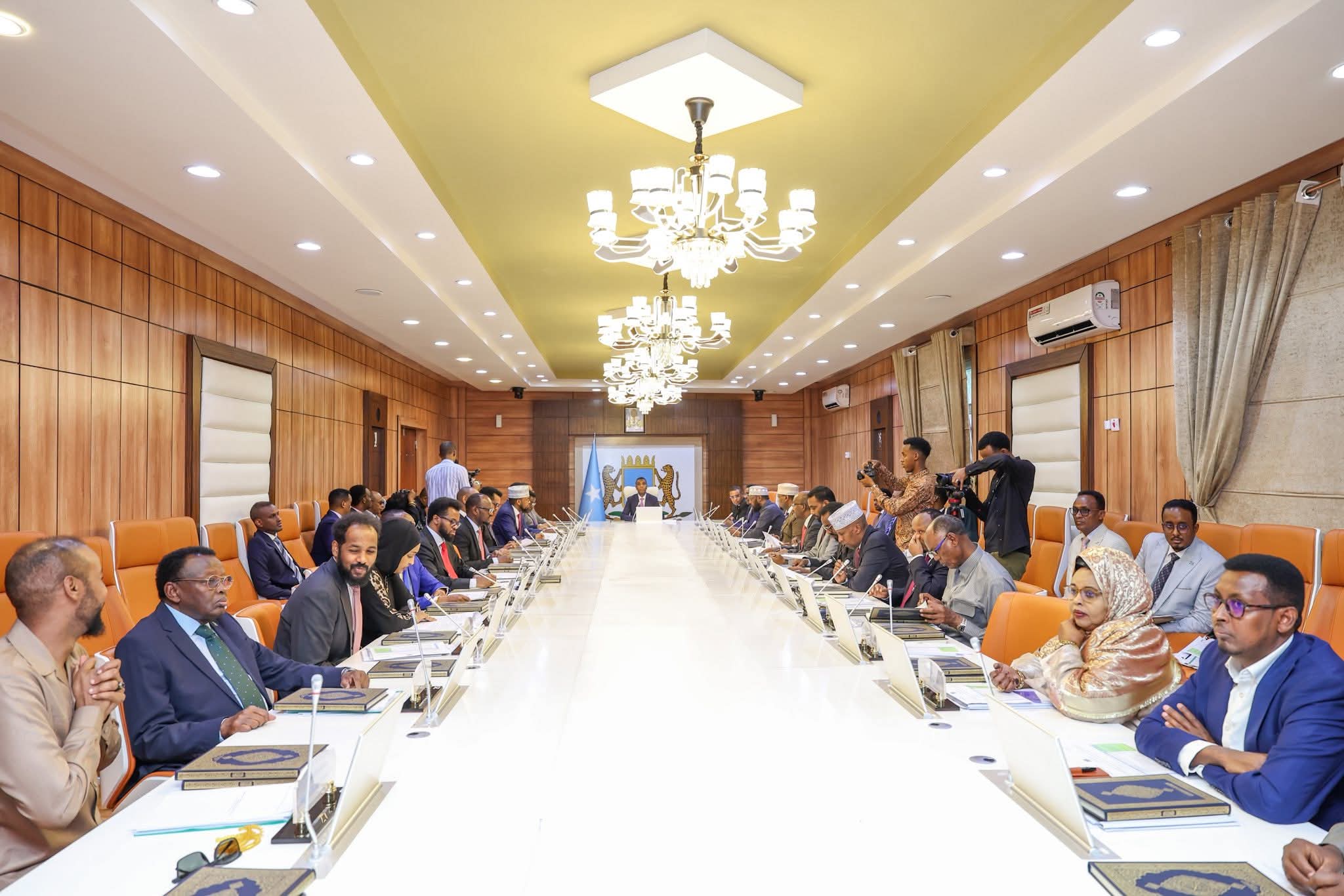 الحكومة تصادق على تعيين رئيس الهيئة الصومالية للاجئين وتعزز السياسات الدولية