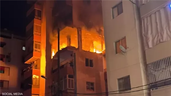 وسائل إعلام لبنانية: غارة إسرائيلية تستهدف شقة في مدينة صيدا جنوبي لبنان
