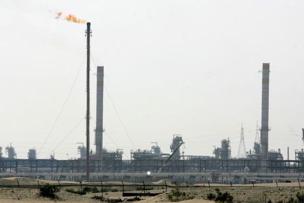 وفاة مصري جراء هجوم إيراني على منشآت حبشان للغاز في أبوظبي