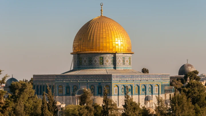 لجنة فلسطين في الأعيان تدين استمرار سلطات الاحتلال بإغلاق المسجد الأقصى
