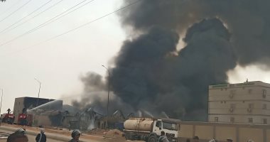 السيطرة على حريق داخل مصنع بلاستيك بكوم حمادة فى البحيرة