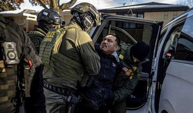 إدارة الهجرة الأمريكية تعتزم انفاق المليارات لزيادة سعة مرافق الاحتجاز