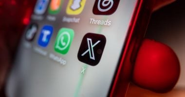 X تعيد ضبط خوارزمية الأرباح وتستبعد المحتوى المثير للترند
