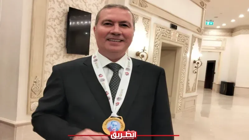 نزار شقرون: فوزي بجائزة نجيب محفوظ وسام واعتراف بحواري مع الأدب العربي