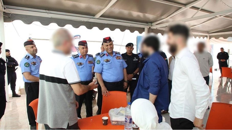 فتح أبواب زيارة النزلاء طيلة ايام عطلة عيد الفطر السعيد