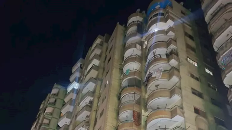 الجيزة تبحث تعويضات سكان عقاري كفر طهرمس