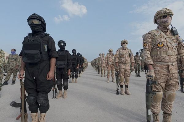 إيران : مقتل 14 من عناصر الحرس الثوري الإيراني بانفجار ذخائر في زنجان