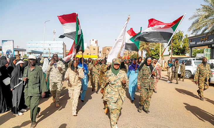 الجيش السوداني يقترب من عاصمة غرب دارفور… وينفّذ غارات