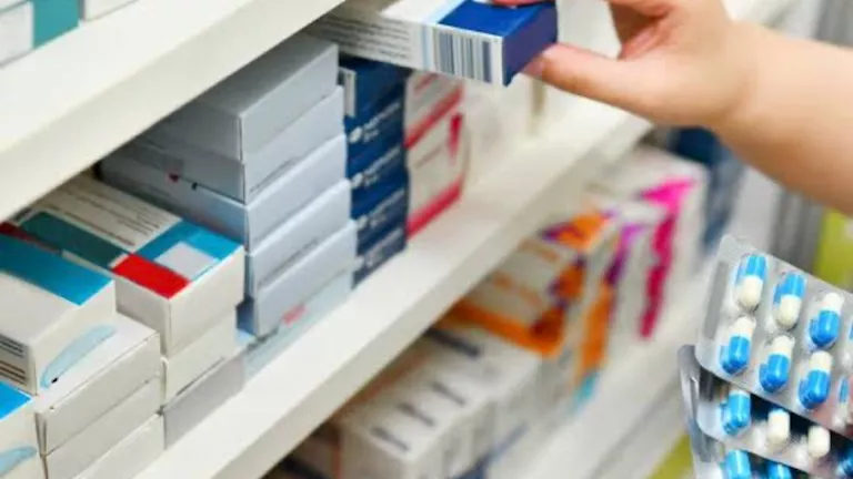 علاج حرقة المعدة.. آثار جانبية خطيرة لدواء شائع لا ينتبه له كثيرون