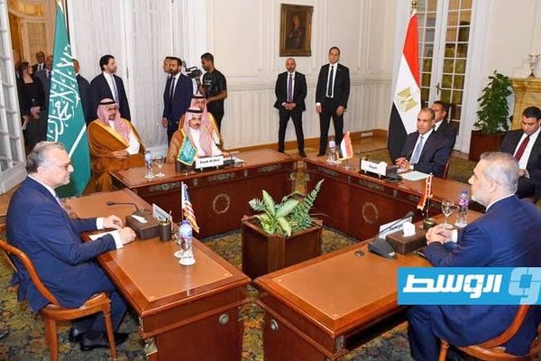 جريدة يونانية: تحركات دبلوماسية مكثفة في ليبيا وسط تنافس دولي على النفوذ وقطاع الطاقة