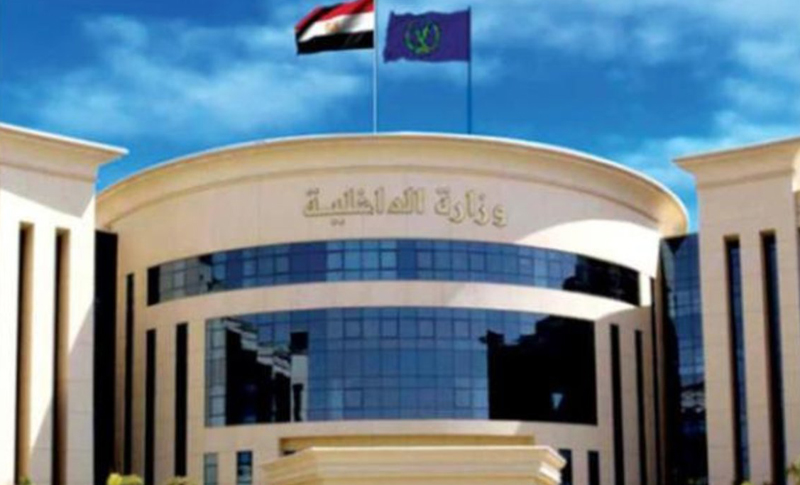 «الداخلية» تكشف حقيقة فيديو «المكالمة المفبركة» المنسوب لضابط شرطة