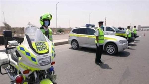 مصادرة 230 "توك توك" وتروسيكل ودراجات نارية وتحرير مخالفات في حملة مرورية بالجيزة