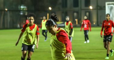 المنتخب الوطني للكرة النسائية يواصل استعداداته لوديته الثانية فى السعودية