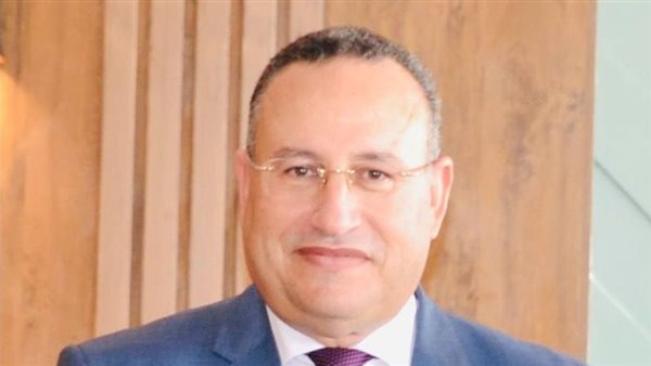 رئيس جامعة القاهرة: نثق في قدرة وزير التعليم العالي الجديد لاستكمال مسيرة التطوير