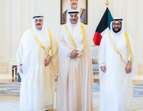 سمو ولي العهد يستقبل وزير الصحة بمناسبة تعيينه في منصبه