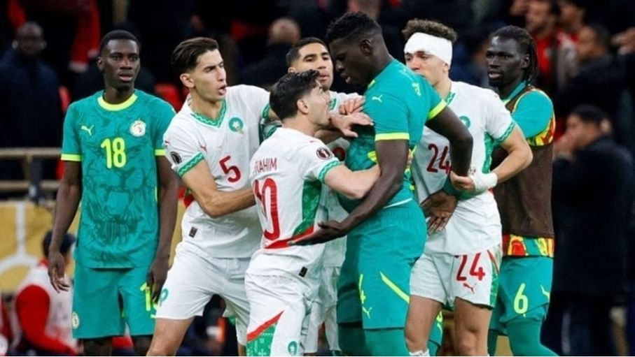 كيف كانت ردّة فعل السنغال على سحب الكأس منها؟