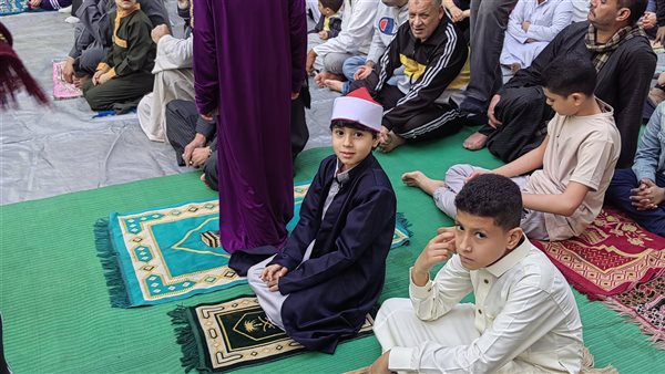 الأزهر للفتوى عن اصطحاب الأطفال لصلاة الجمعة: مستحب لتنشئتهم على حب المساجد