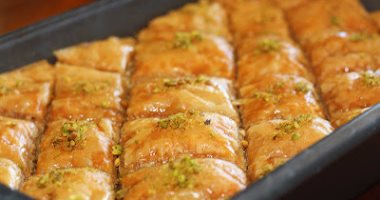 4 حلول للاستفادة من هدايا الحلويات الزائدة عن حاجتك فى عزومات رمضان