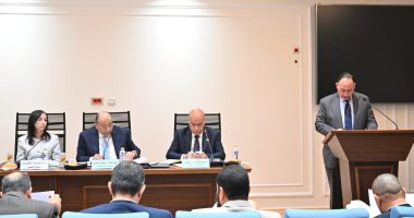 "محلية النواب" تناقش مشروعات سياحية ومشكلات تعطل الرفع المساحي وطرق بالبحيرة