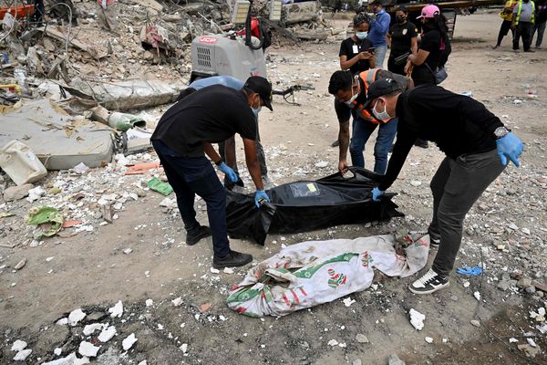 حصيلة ضحايا زلزالي فنزويلا ترتفع إلى 2645 قتيلاً