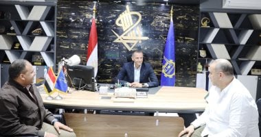 محافظة أسوان تعلن انطلاق مشروع تغير كابلات الفايبر لخطوط التليفونات الأرضى