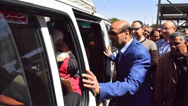 محافظ أسيوط: إقامة نقاط تفتيش على الطرق لمتابعة تطبيق التعريفة الجديدة