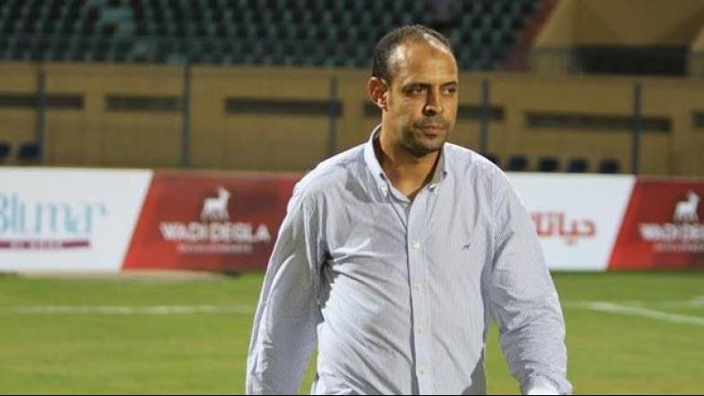 عماد النحاس يجتمع بلاعبي المصري ويعد بحل أزمة المستحقات قبل مواجهة بيراميدز