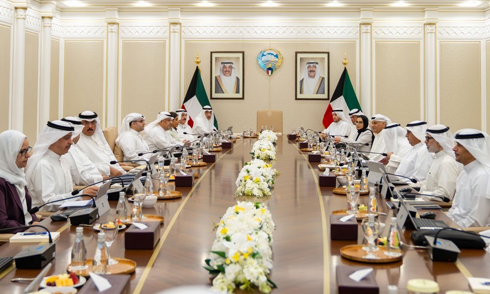مجلس الوزراء يعقد اجتماعا برئاسة رئيس مجلس الوزراء بالإنابة ووزير الداخلية