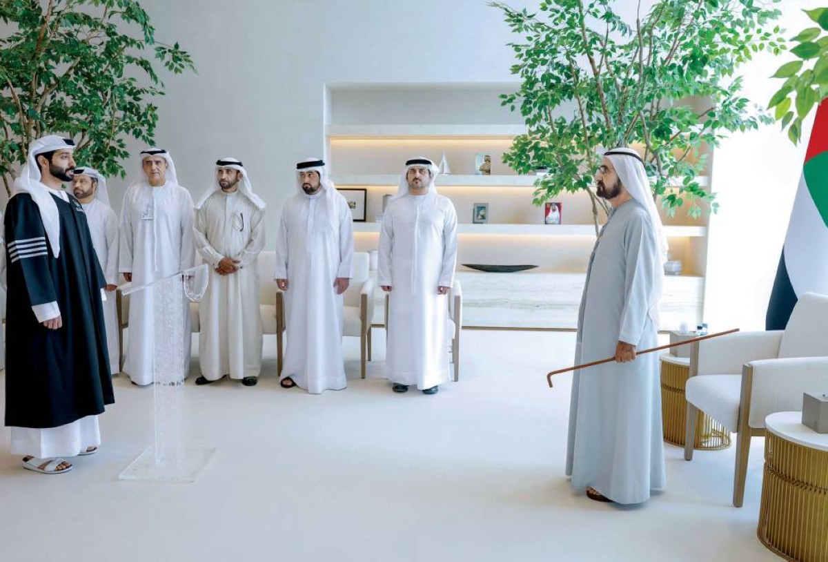 أمام محمد بن راشد.. 20 من أعضاء النيابة العامة الجُدد في دبي يؤدون اليمين القانونية