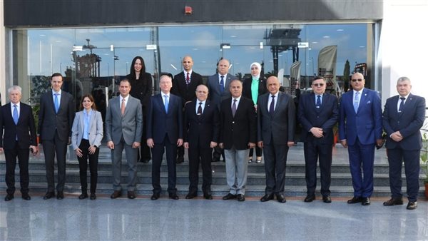 ميناء الإسكندرية يستقبل وفدا حكوميا روسيا لبحث تعزيز التعاون في النقل البحري