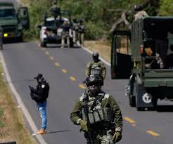 تفاصيل المداهمة ودور واشنطن.. قصة سقوط "إل منتشو" في الصحافة الأمريكية