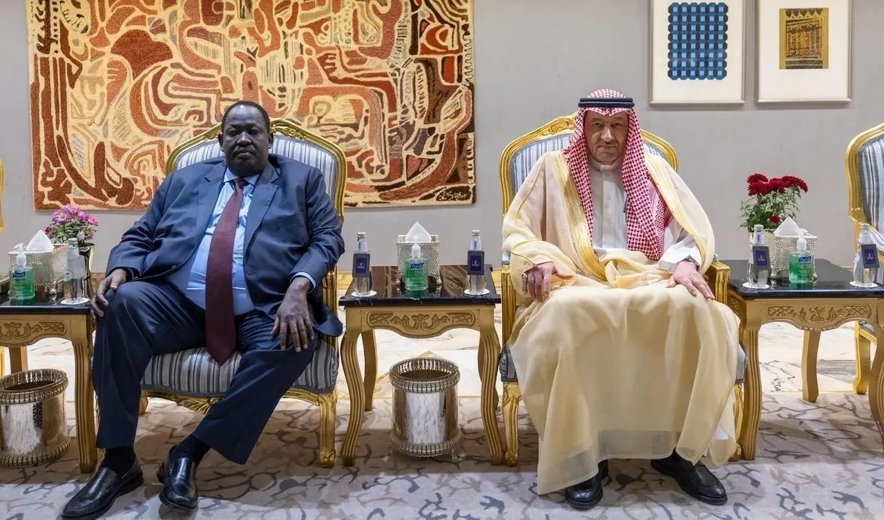نائب وزير الخارجية يستقبل وفداً رسمياً من جمهورية جنوب السودان