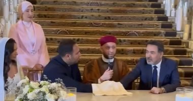 خيري رمضان يحتفل بعقد قران ابنته
