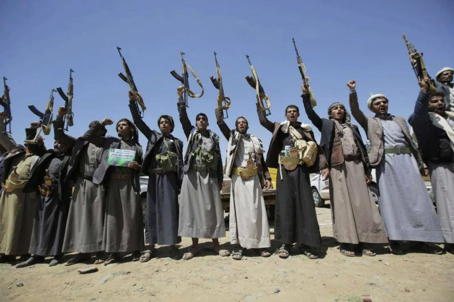 العنف والانفلات الأمني يخيمان على مناطق الحوثيين خلال عيد الأضحى