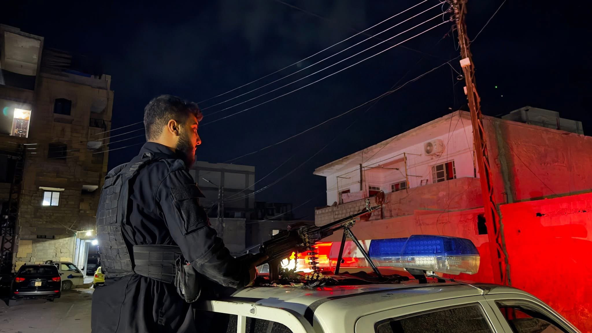 إصابة عنصرين من الأمن الداخلي برصاص مجهولين في مدينة الرقة