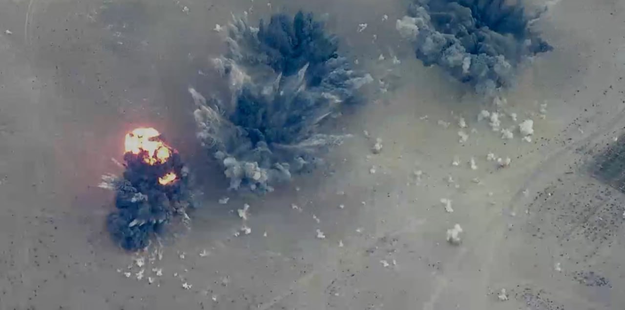 القيادة المركزية الأمريكية تعلن تنفيذ غارات واسعة ضد “داعش” في سوريا