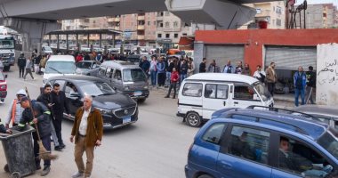 الانتهاء من وضع الطبقة الأسفلتية الرابطة بطريق التوسعة بالكيلو 21 بالإسكندرية