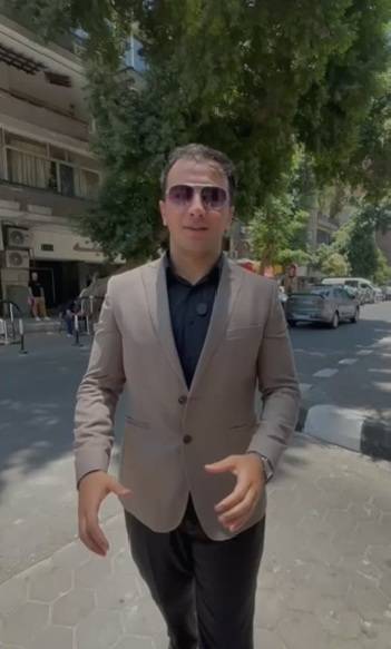 الأنفلونسر المصري عمرو الباز يزور السفارة الأردنية في القاهرة بعد زيارة سياحية ناجحة إلى الأردن