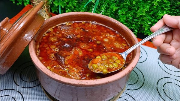 طريقة عمل طاجن البسلة باللحمة لإفطار شهي وبسيط