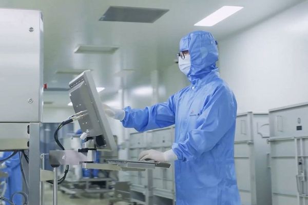 عقار صيني جديد يعزز فرص البقاء لدى مرضى سرطان الرئة المتقدم