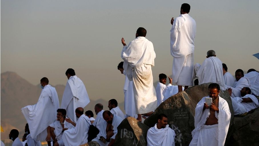 بدء توافد أولى أفواج الحجاج عبر مركزي جمرك المدورة والعمري
