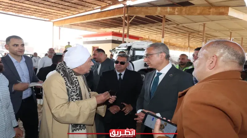 محافظ الجيزة يتفقد سوق الجملة للخضروات والفاكهة بمدينة السادس من أكتوبر