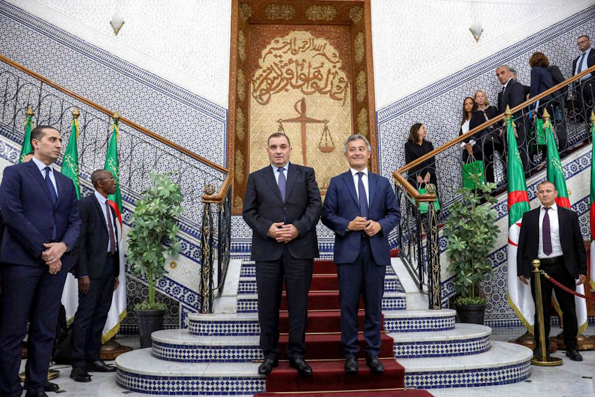 وزير العدل الفرنسي في الجزائر لـ”فتح فصل جديد من التعاون القضائي بين البلدين”