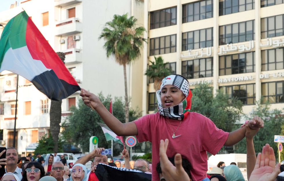 “لا نكبة بعد الطوفان”.. تونسيون يحيون ذكرى النكبة الفلسطينية- (فيديو)