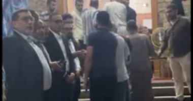 الزميل تامر إسماعيل يتلقى واجب العزاء فى وفاة والدته بمشاركة الأهل والزملاء والصحفيين