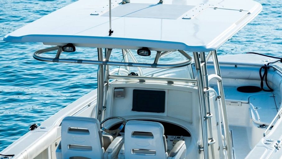 وزارة الداخلية البحرينية: زورق بحريني تعرض لسطو مسلح واقتياد بحارته إلى المياه الإيرانية