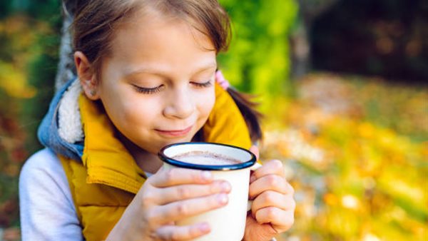 أعشاب طبيعية تساعد على تحسين شهية الطفل