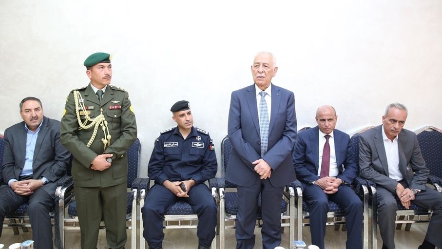 مندوبا عن الملك وولي العهد.. العيسوي يعزي الحجايا والجعافرة والمشارقة وأبو طالب